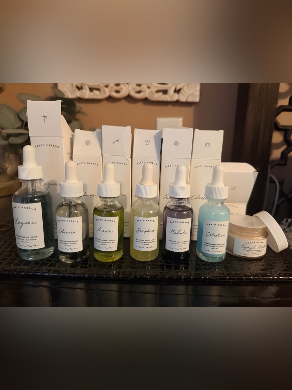 Earth Harbor 7 piece bundle! Full size - Picture 2 of 2